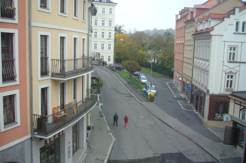 Hotel Asila Karlsbad Exterior foto